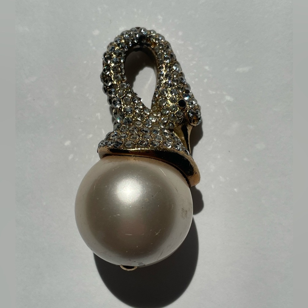 Lanvin Swan Pendant